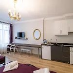 The Luxury Frame Suites Hotel