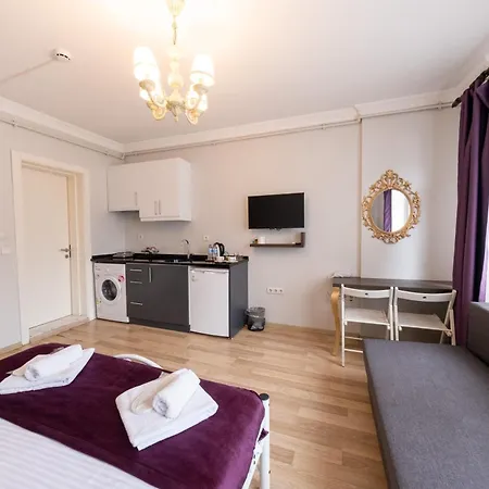 The Luxury Frame Suites Hotel *