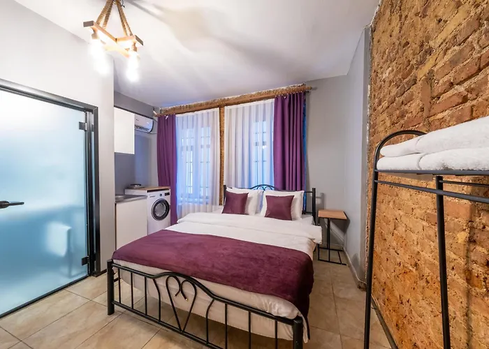 The Luxury Frame Suites *