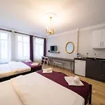 Отель The Luxury Frame Suites