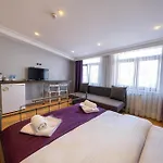 The Luxury Frame Suites *