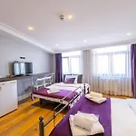 The Luxury Frame Suites Отель *