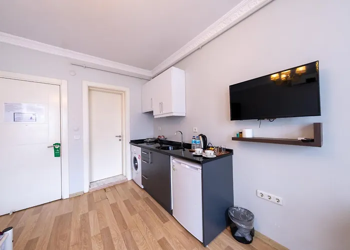 The Luxury Frame Suites *