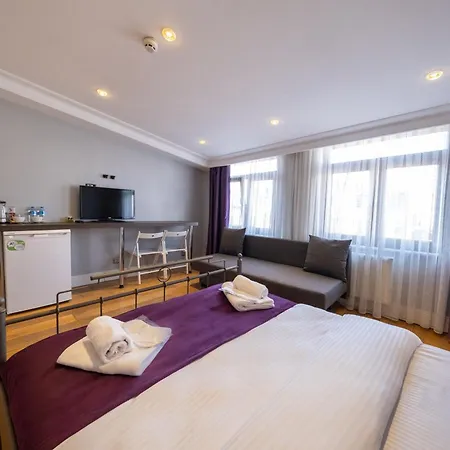 The Luxury Frame Suites *